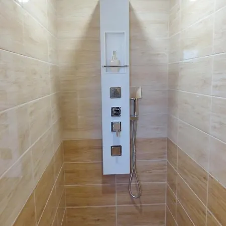 Holiday home Guest House Magyarlukafa *
